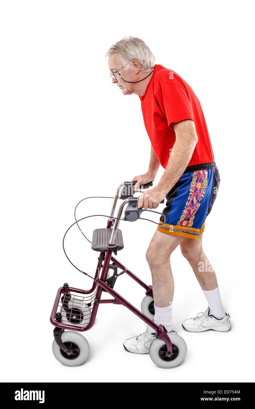 Kranken alten Mann zu Fuß mit einer Gehhilfe Stockfoto