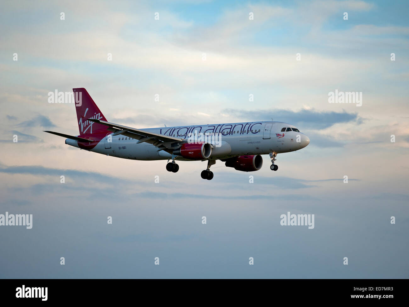 Virgin Atlantic Airlines (Air Lingus) Airbus A320 im schottischen Aberdeen Dyce AirportinGrampian Region ankommen.  SCO 9389. Stockfoto