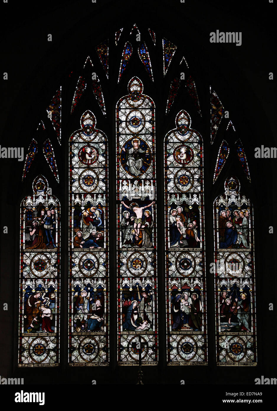 Buntglasfenster von Heaton Butler & Bayne; Szenen aus dem Neuen Testament, St. John the Baptist, Anglo-Saxon Church, Barnack, Northamptonshire Stockfoto