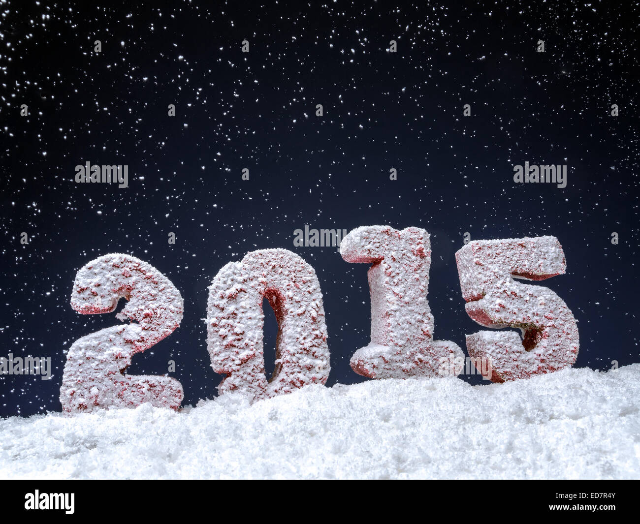 Gefrostet 2015 Neujahr Ziffern auf dunkelblauem Hintergrund Stockfoto