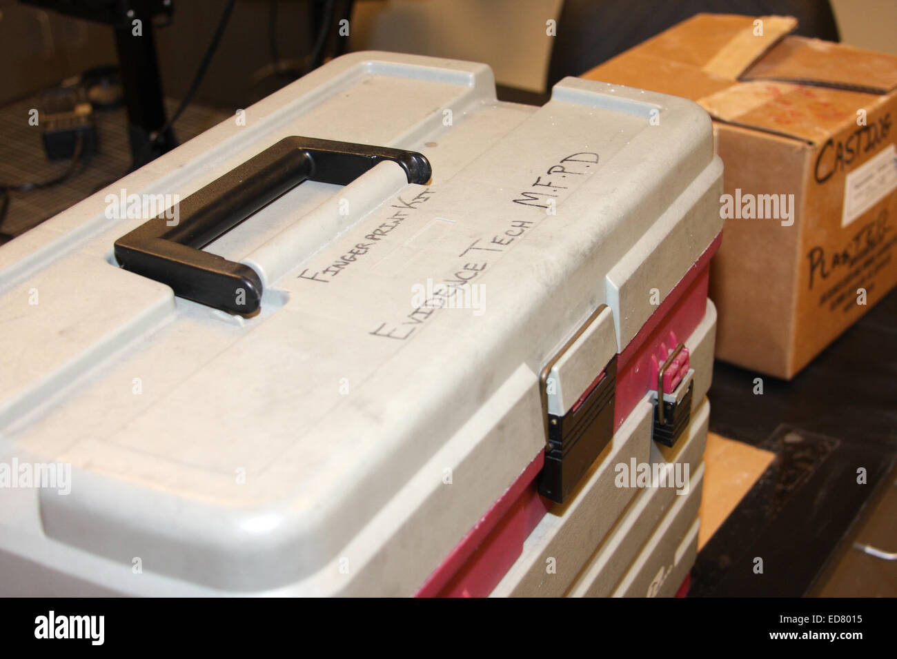Police Department Fingerabdruck kit Beweise Techniker box Stockfoto