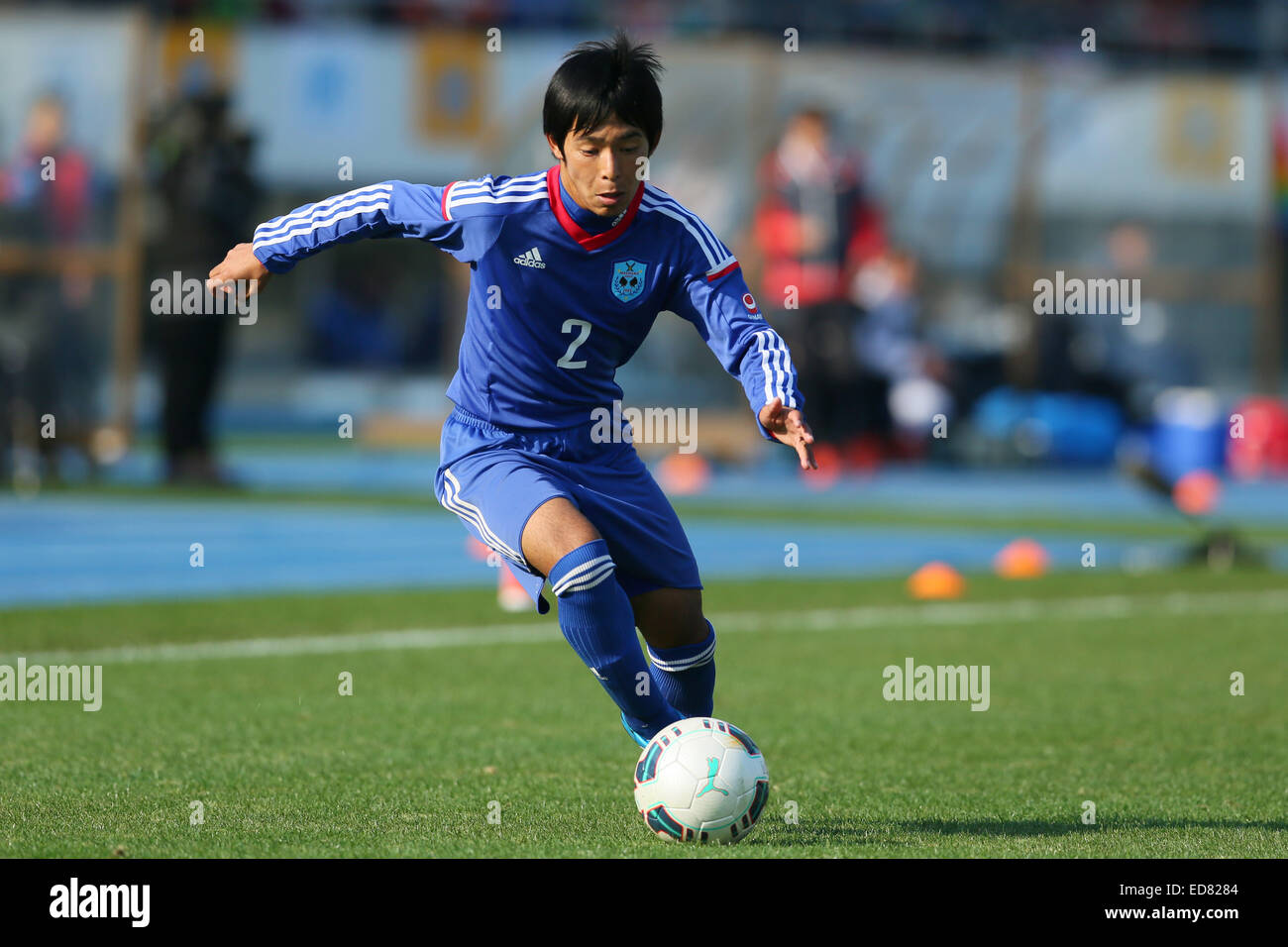 Komazawa Olympic Park Stadion, Tokio, Japan. 31. Dezember 2014. Takuya Soken (Maehara), 31. Dezember 2014 - Fussball-/Soccer: Der 93. alle Japan High School Fußball-Turnier 1. Runde match zwischen Kokugakuin Kugayama 1-0 Maehara am Komazawa Park Olympiastadion, Tokio, Japan. © Yohei Osada/AFLO SPORT/Alamy Live-Nachrichten Stockfoto