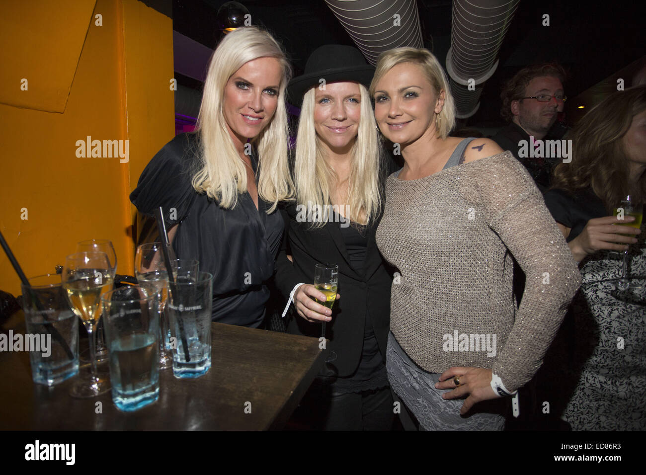 Aftershow-Party für das deutsche Fernsehen zeigen Das Realityformate Promi Dinner im Pivileg Club.  Mit: Anna Heesch, Charlotte Karlinder, Alida Kurras wo: Hamburg, Deutschland bei: 29. Juni 2014 Stockfoto