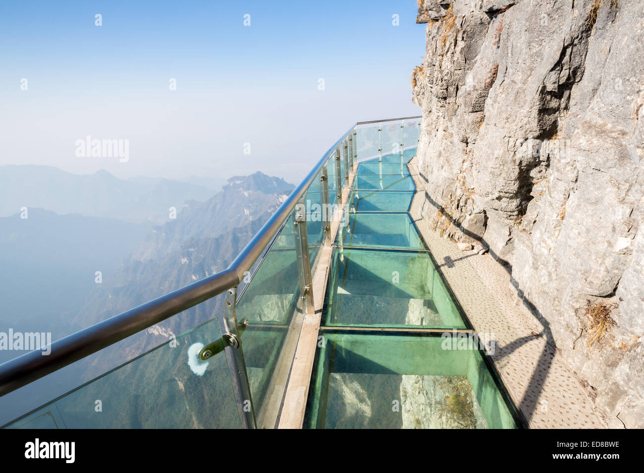 Glas-Himmel-Spaziergang am Tianmenshan Tianmen-Berg China Stockfoto