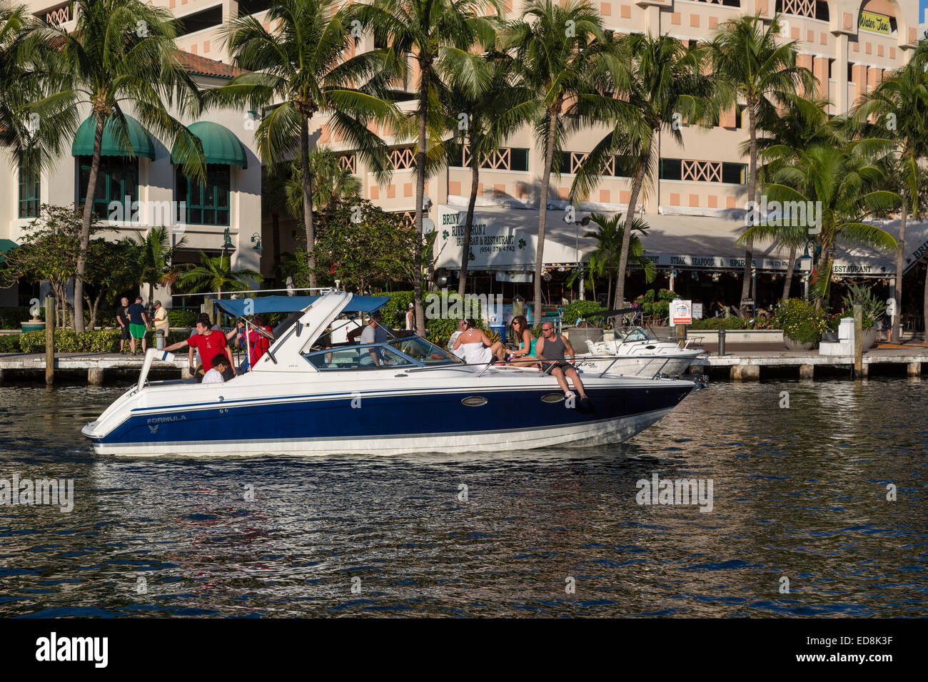 Ft. Lauderdale, Florida.  Sportschifffahrt am New River. Stockfoto