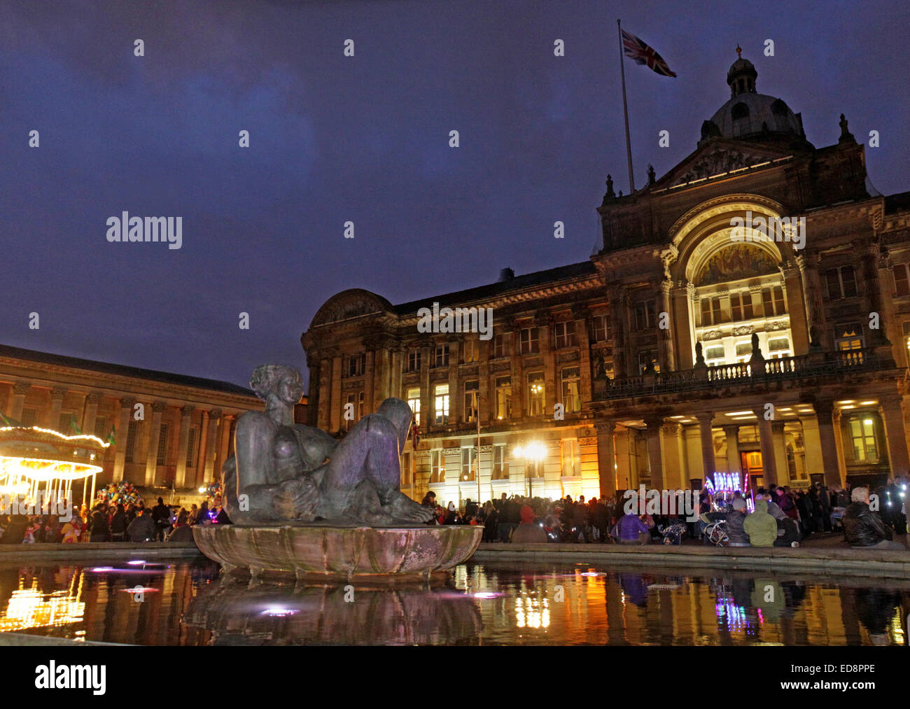 Birmingham Rathaus Sozialwohnung, Victoria Square, Birmingham, England, UK, B3 3DQ, in der Dämmerung Stockfoto