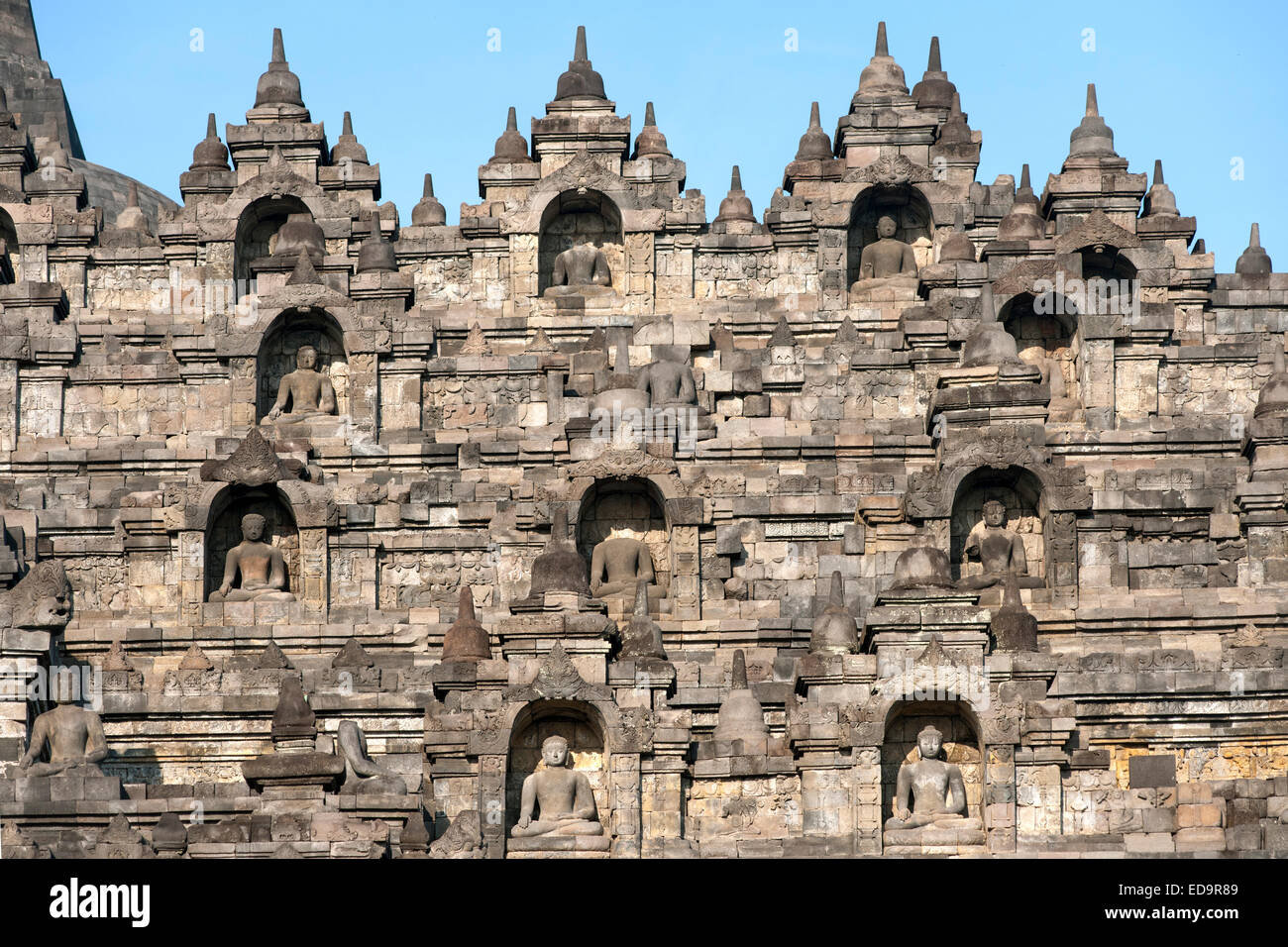 Detail der Borobodur, ein 9. Jahrhundert buddhistischer Tempel in Magelang, nahe Yogyakarta in Zentraljava, Indonesien. Stockfoto