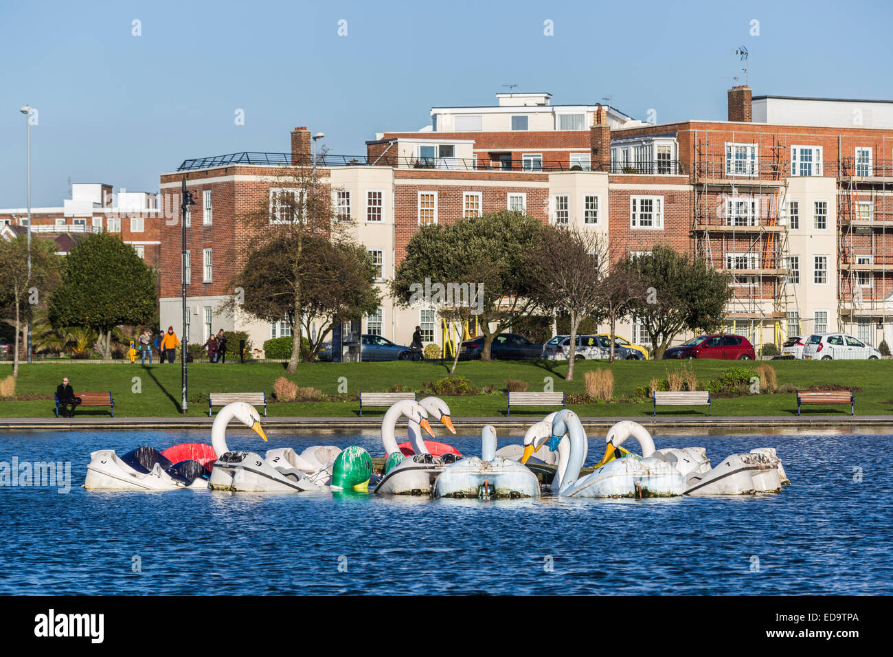 Schwan geformt Sportboote am Canoe Lake, einen See mit Booten in Southsea, Portsmouth, UK Stockfoto