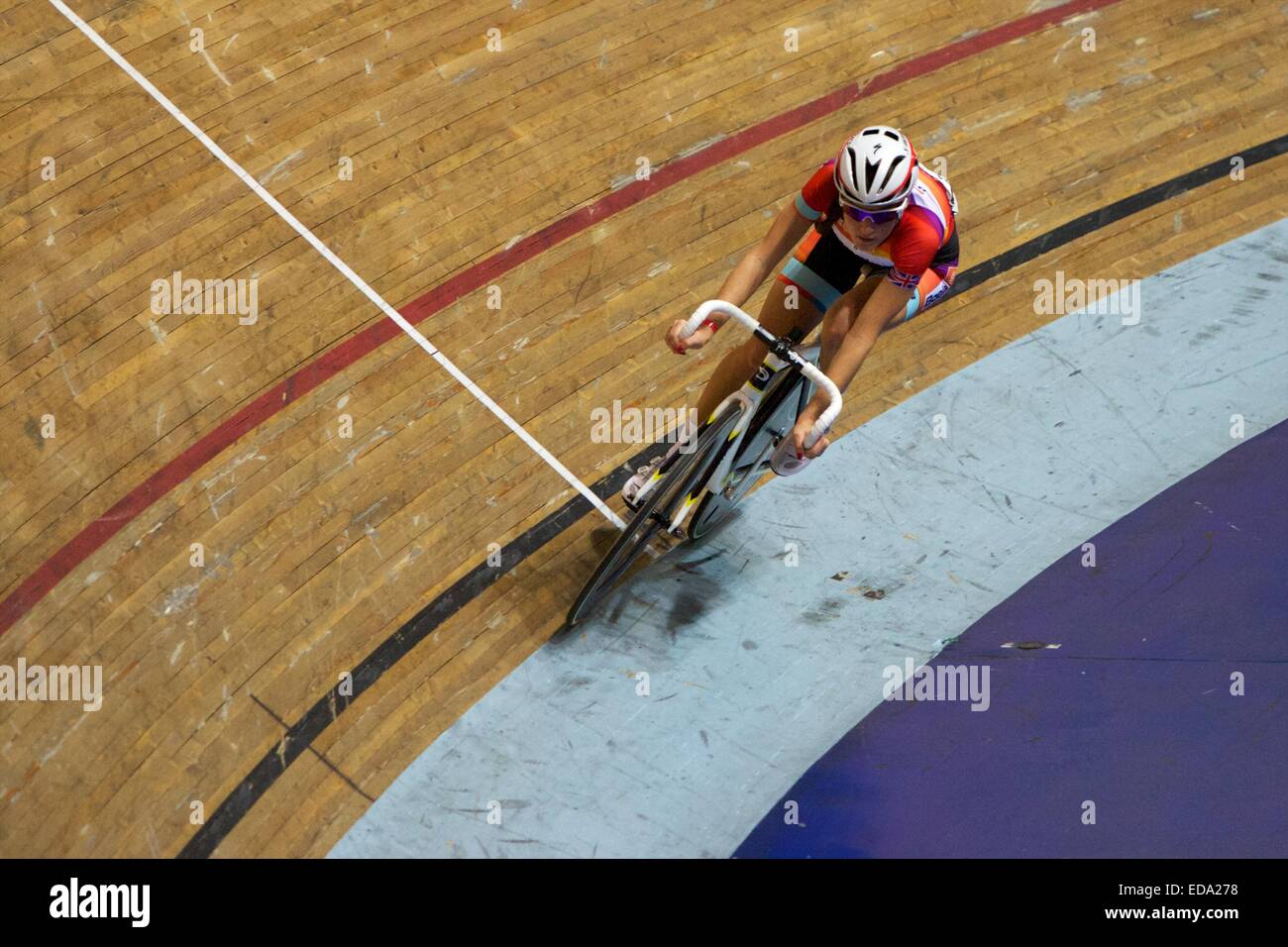 Manchester, UK. 3. Januar 2015. Revolution-Serie Radfahren. Boels-Dolmans Fahrer Lizzie Armitstead führt die UCI Womens Punktefahren. Bildnachweis: Aktion Plus Sport/Alamy Live-Nachrichten Stockfoto