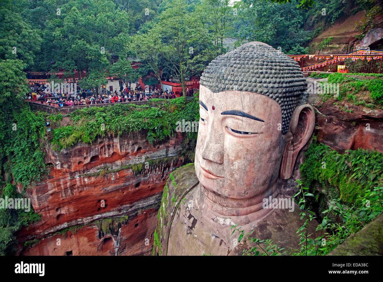 Largest buddha -Fotos und -Bildmaterial in hoher Auflösung – Alamy