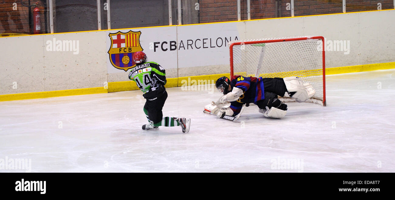 BARCELONA - Mai 11: Spieler in Aktion in der Eishockey-Finale der Copa del Rey (Copa). Stockfoto