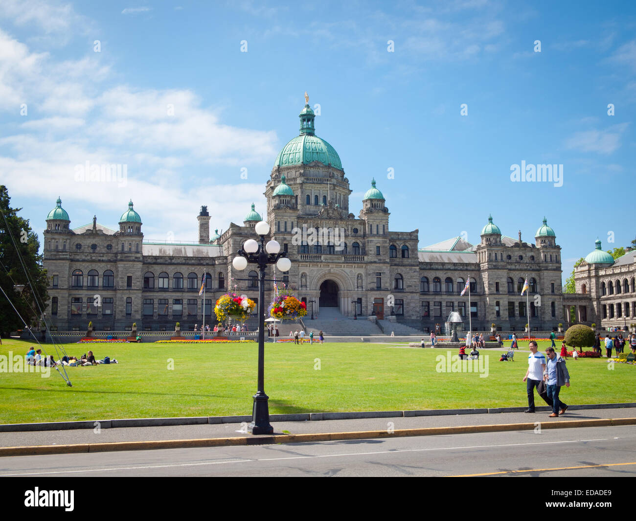 Ein Blick auf die British Columbia Parlamentsgebäude an einem schönen, Sommer morgen.  Victoria, British Columbia, Kanada. Stockfoto