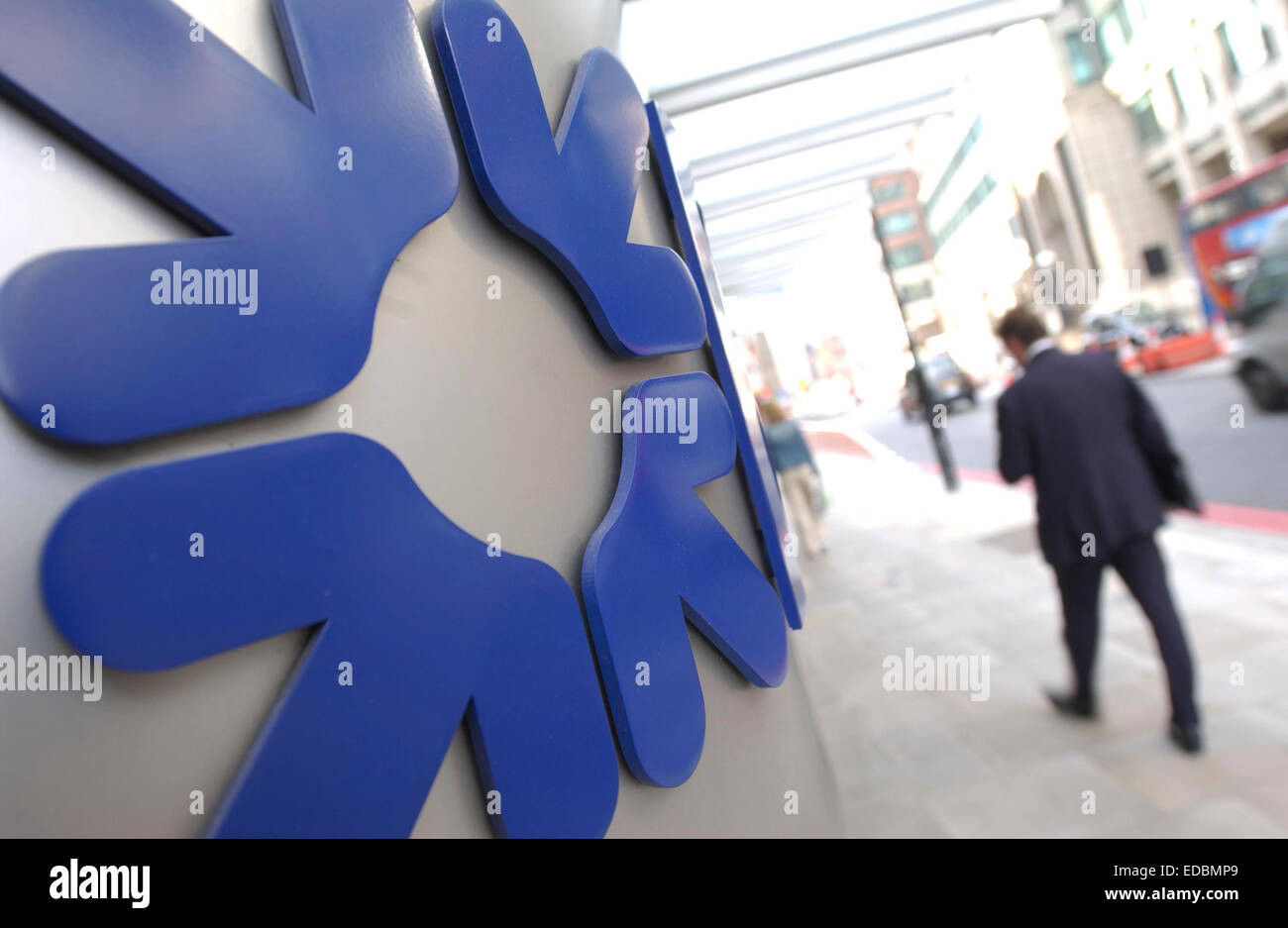 Branding außerhalb einer Royal Bank of Scotland-Niederlassung in London. Stockfoto
