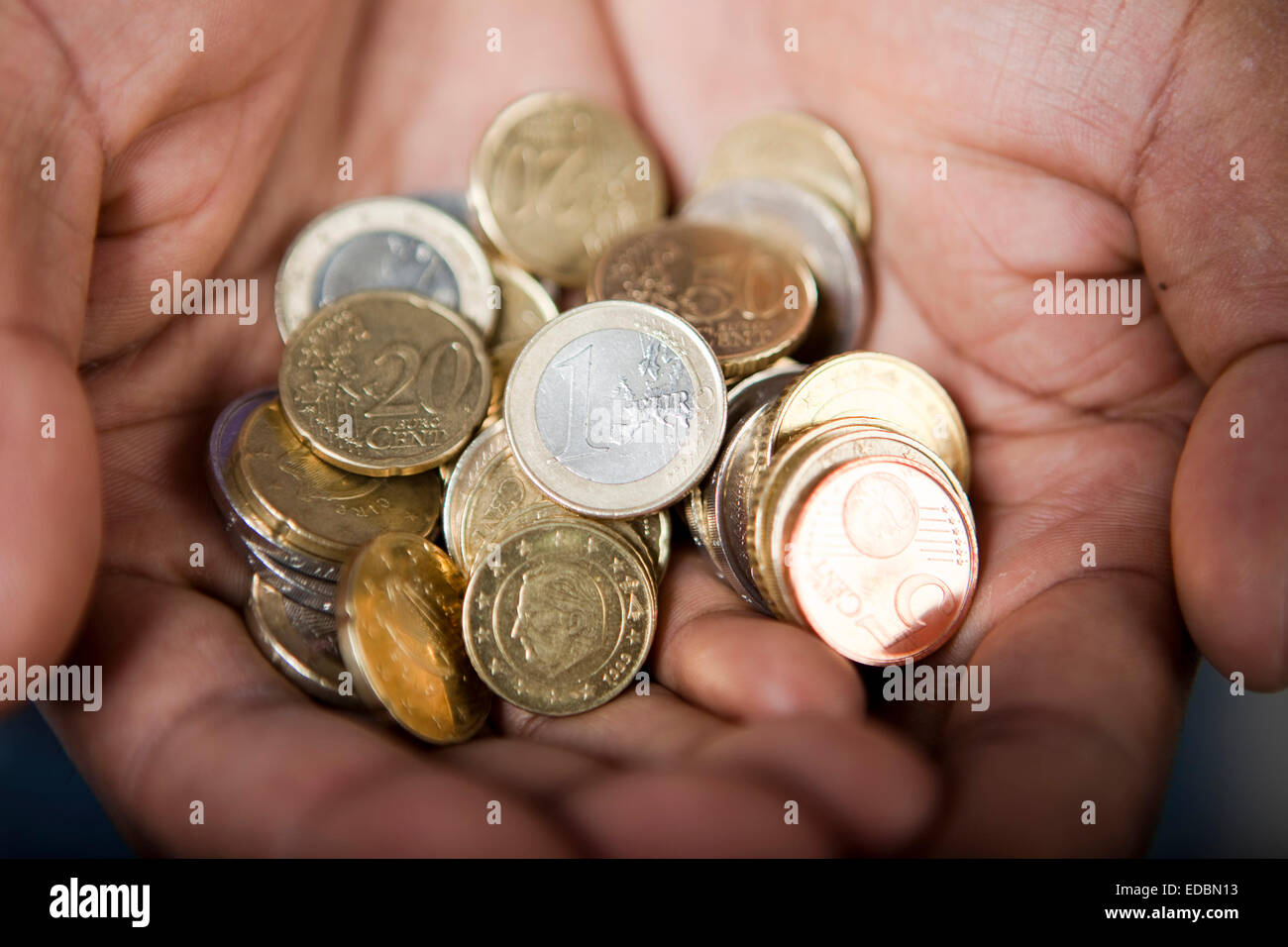 Eine Handvoll Euro-Münzen. Stockfoto