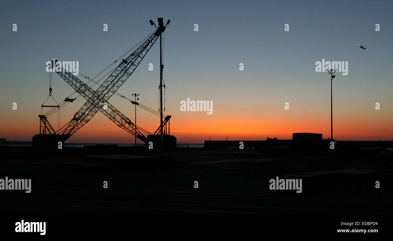 Sonnenuntergang über See Eire in Cleveland, Ohio. Stockfoto