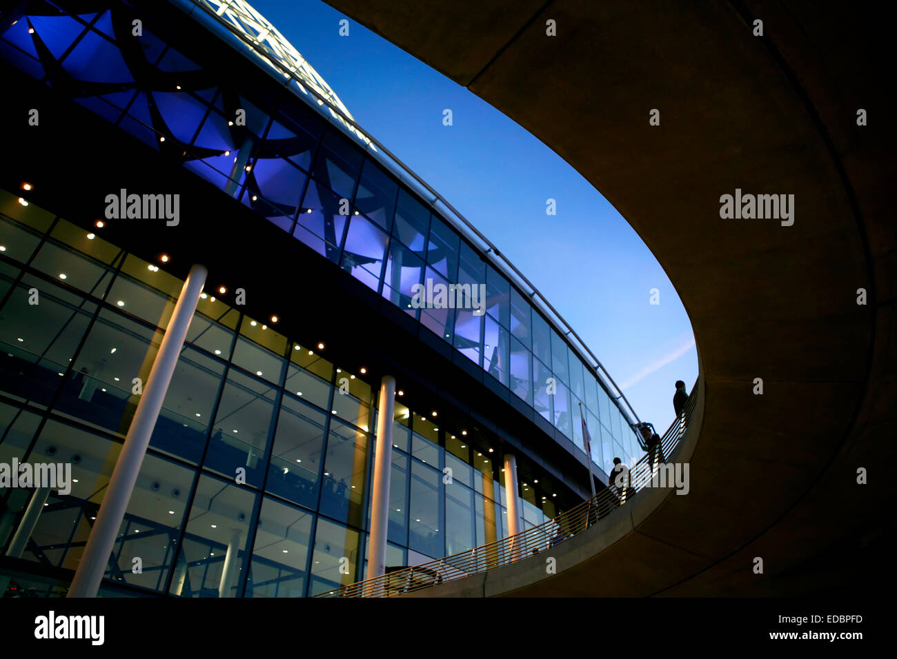 Die Wembley Arena in der Abenddämmerung Stockfoto