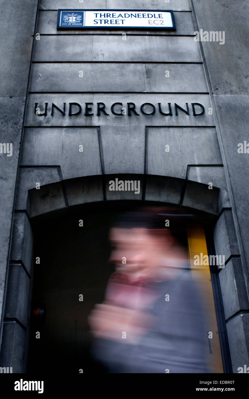 Die Bank u-Bahn Eingang Threadneadle Street, London. Stockfoto