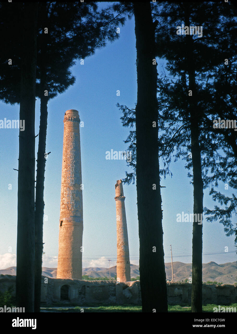 Afghanische Minarette in Landschaft am Mousallah Stockfoto