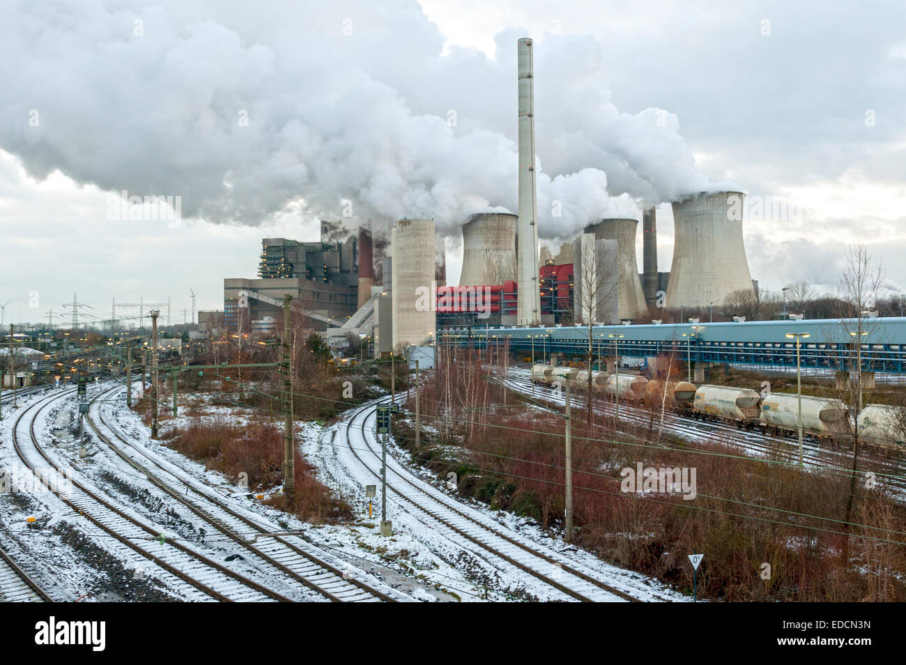 Kohlekraftwerk Kraftwerk im Winter, Deutschland. Stockfoto