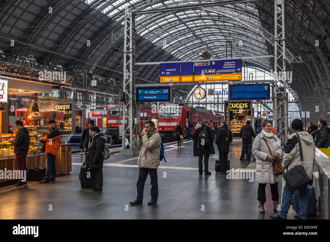 Frankfurt hbf -Fotos und -Bildmaterial in hoher Auflösung – Alamy