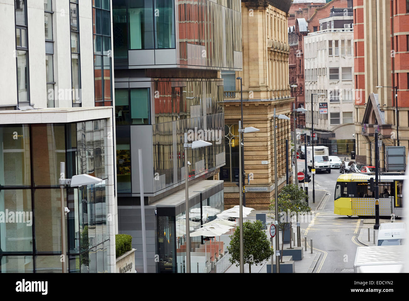Moderne Glas- und traditionellen Büro Gebäude Details im Stadtzentrum von Manchester UK Stockfoto