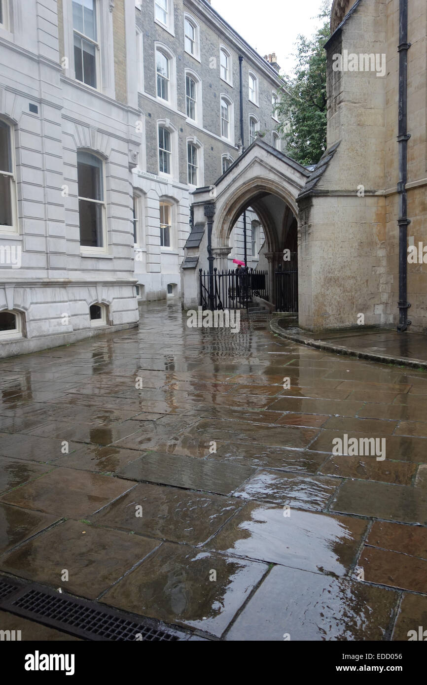 In London gibt es mehrere "rechtliche Quadrate", vielleicht der bekannteste ist Grays Inn, das gehört zu den vier Inns Of Court Stockfoto