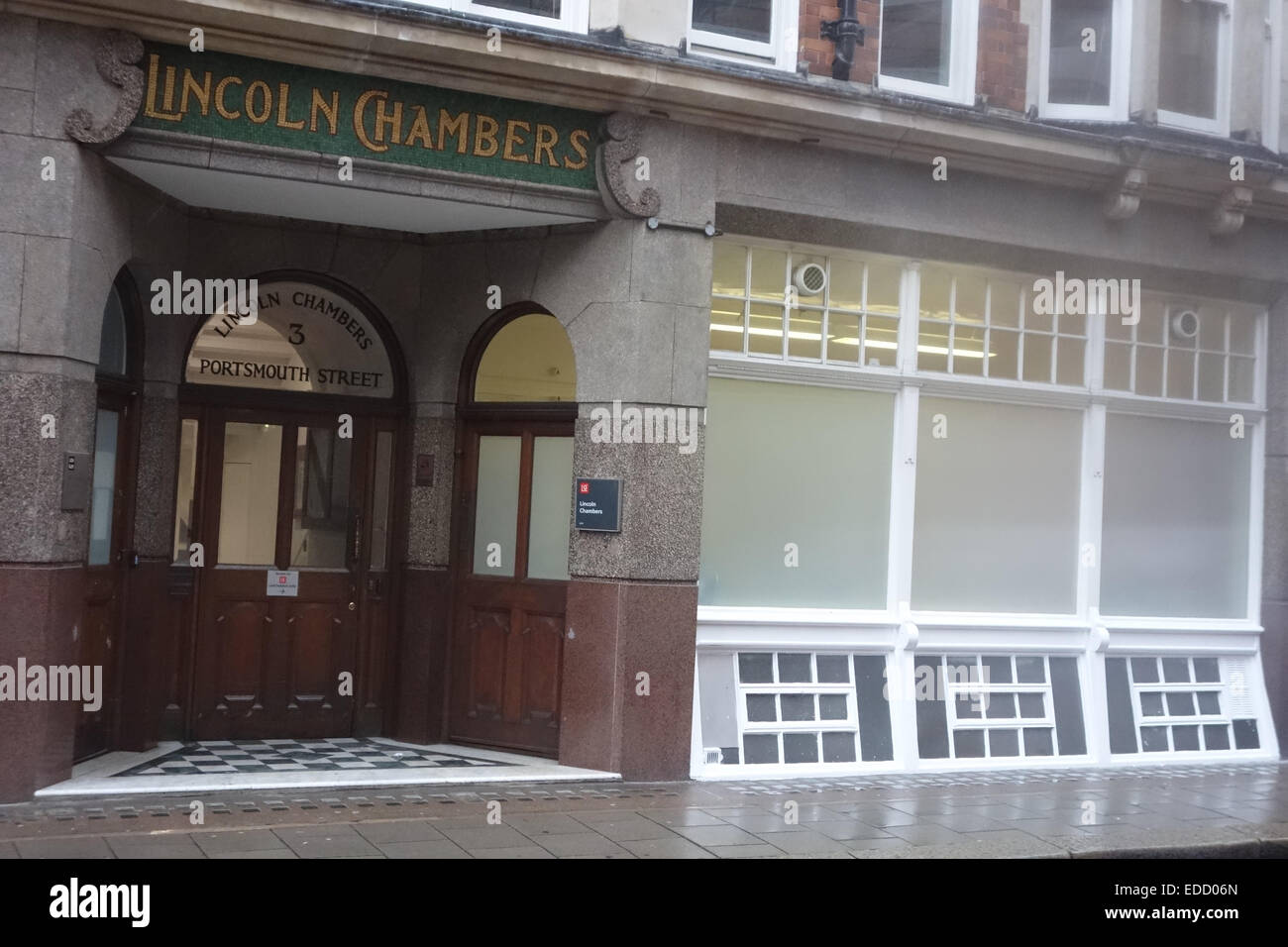 In London gibt es mehrere "rechtliche Quadrate", vielleicht der bekannteste ist Grays Inn, das gehört zu den vier Inns Of Court Stockfoto