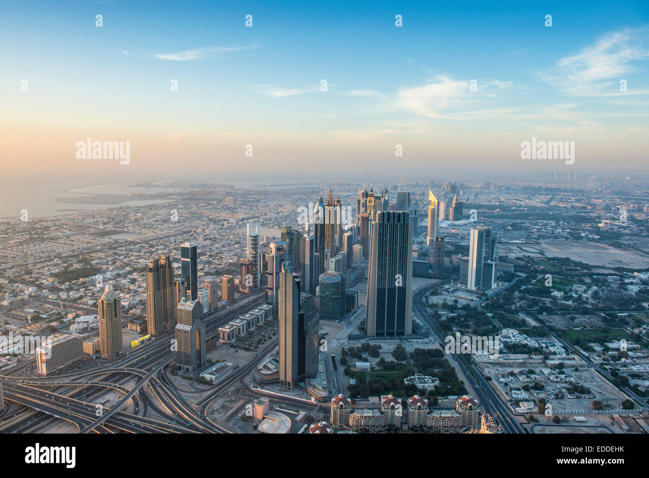 Blick vom Burj Khalifa, Dubai, Emirat Dubai, Vereinigte Arabische Emirate Stockfoto