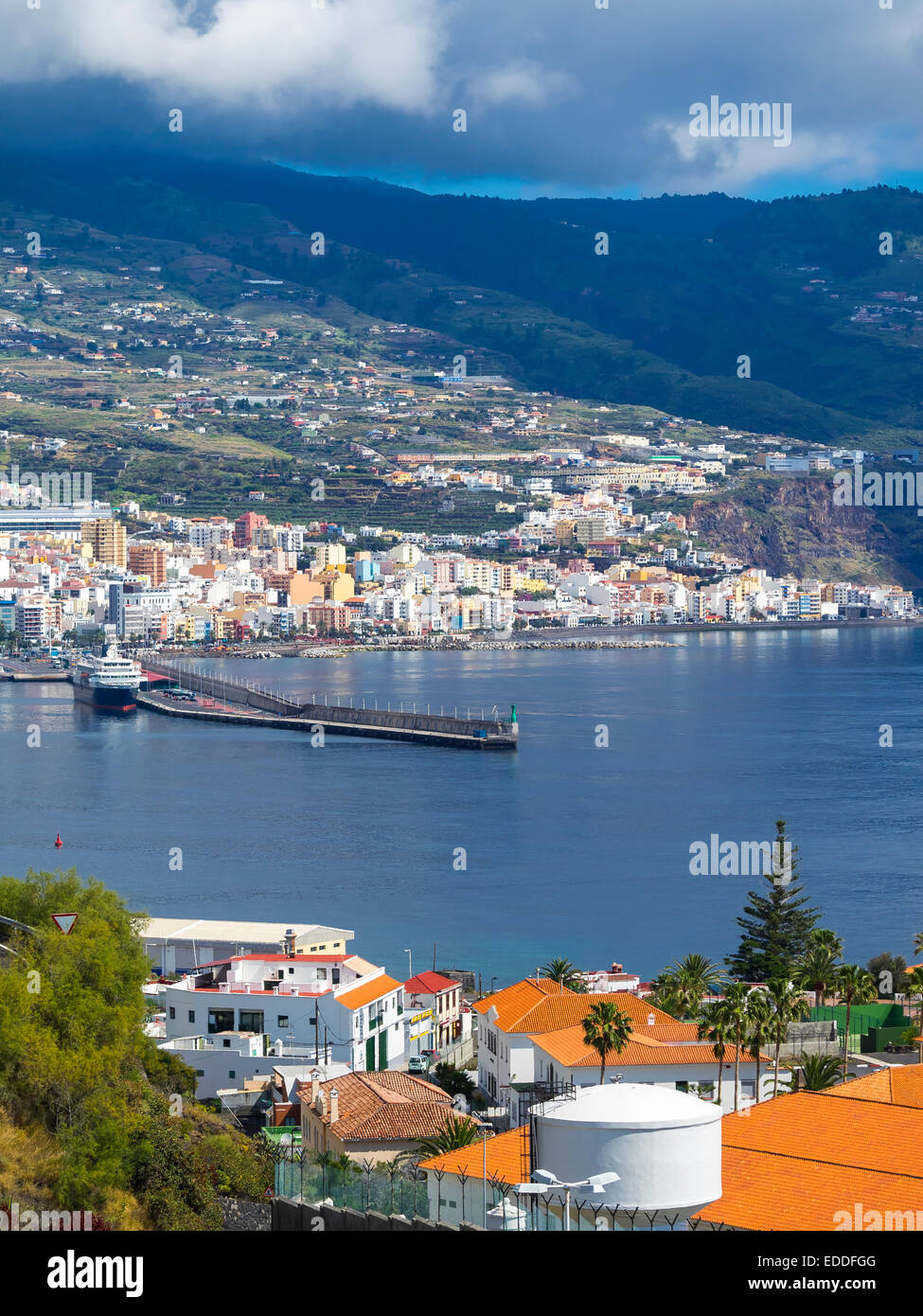 Spanien, Balearische Inseln, La Palma, Santa Cruz De La Plama, Blick auf Hafen Stockfoto