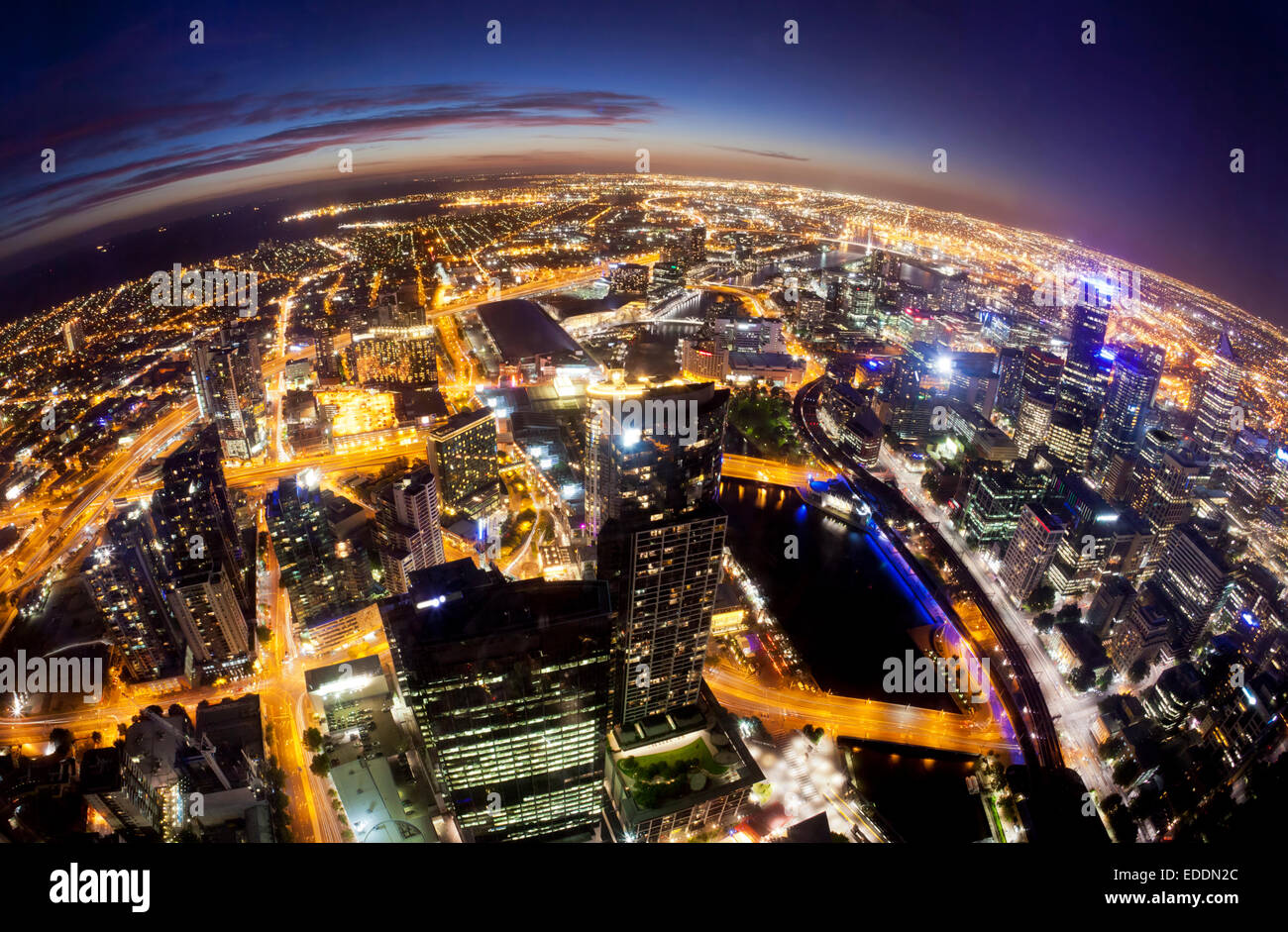 Fisheye Blick auf Melbourne Stadtbild bei Nacht Stockfoto