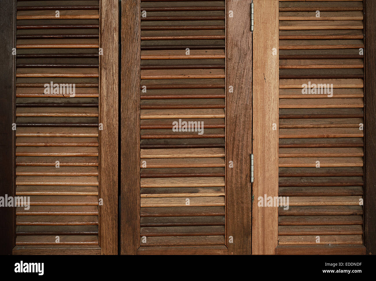 Das Holz Lamelle Tür alte Zustand klassischen Stil Stockfoto