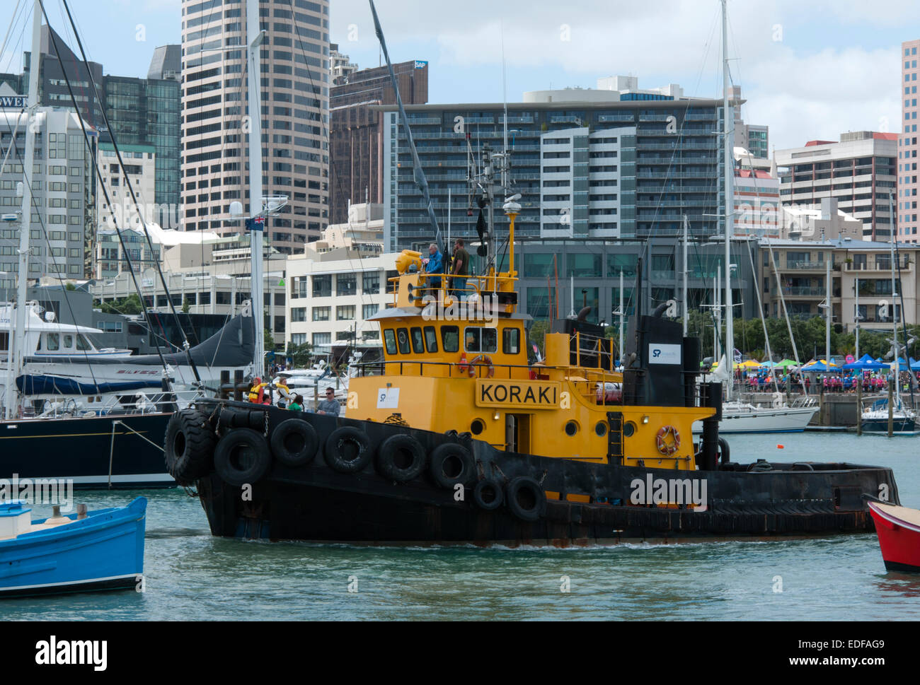 Schlepper in das Viaduct Basin, Auckland Stockfoto