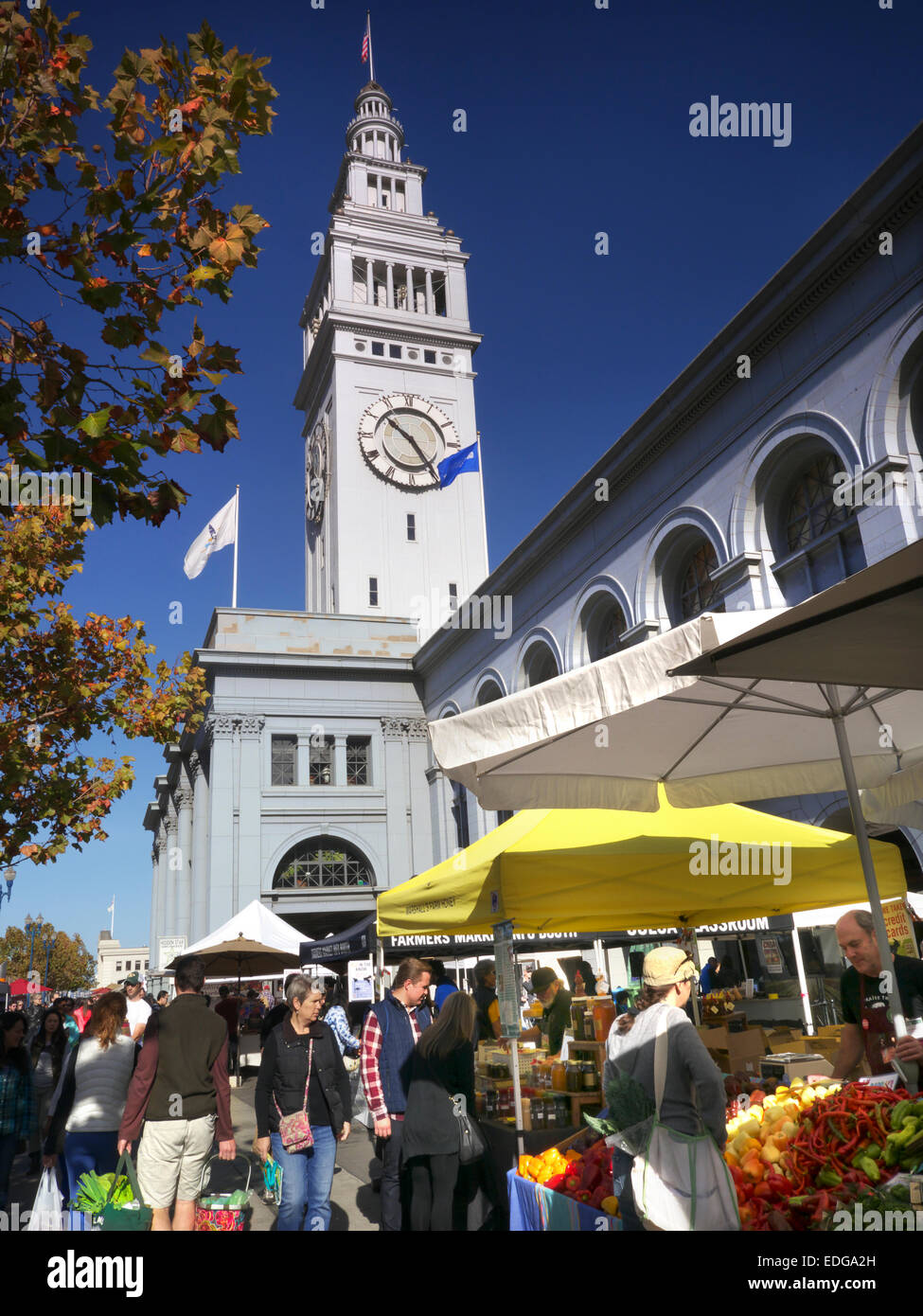 Farmers Market Tag im Herbst Am Ferry Building Embarcadero der Ferry Plaza Farmers Market San Francisco Kalifornien USA Stockfoto