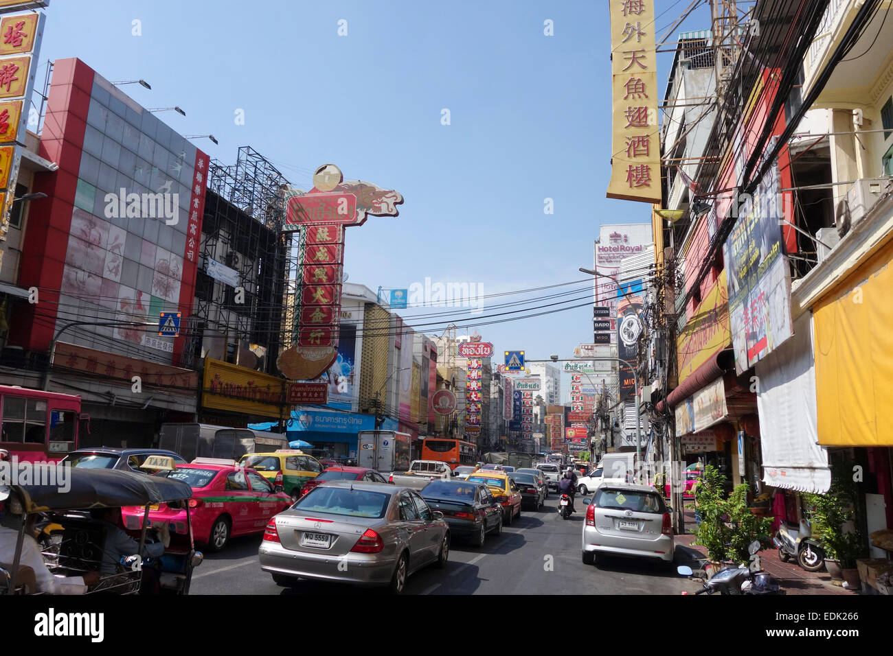 Stau in Chinatown bei Yaowarat Road. Bangkok. Thailand. Südost-Asien. Stockfoto