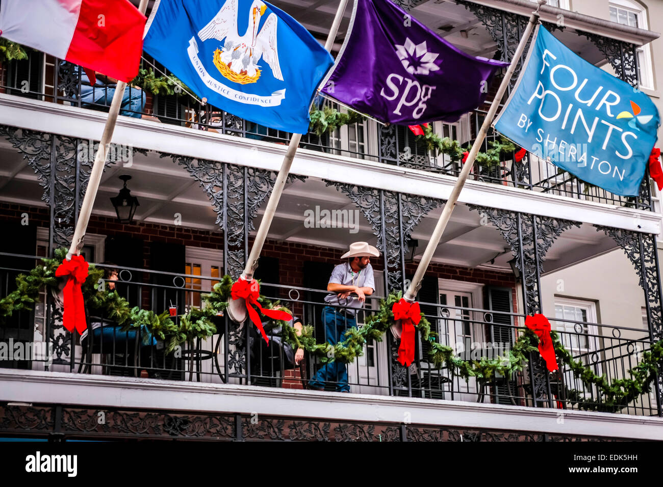 Der Balkon des Sheraton Four Points Hotel auf der Bourbon Street in New Orleans LA Stockfoto