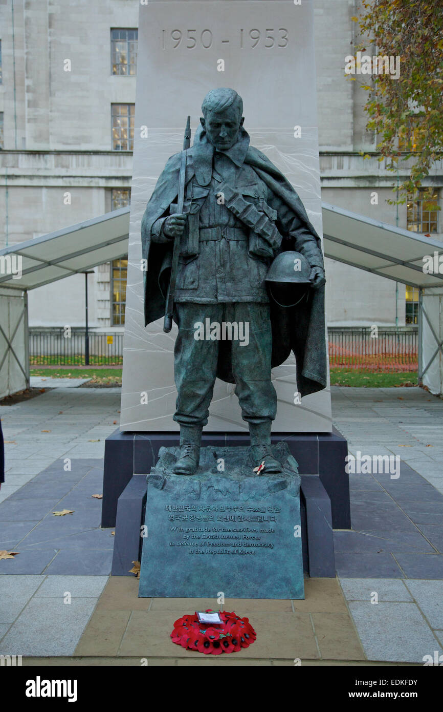 Ein Denkmal für die britischen Soldaten im Koreakrieg, Korean War Memorial, Victoria Embankment Gardens, London, England, UK, EU. Stockfoto