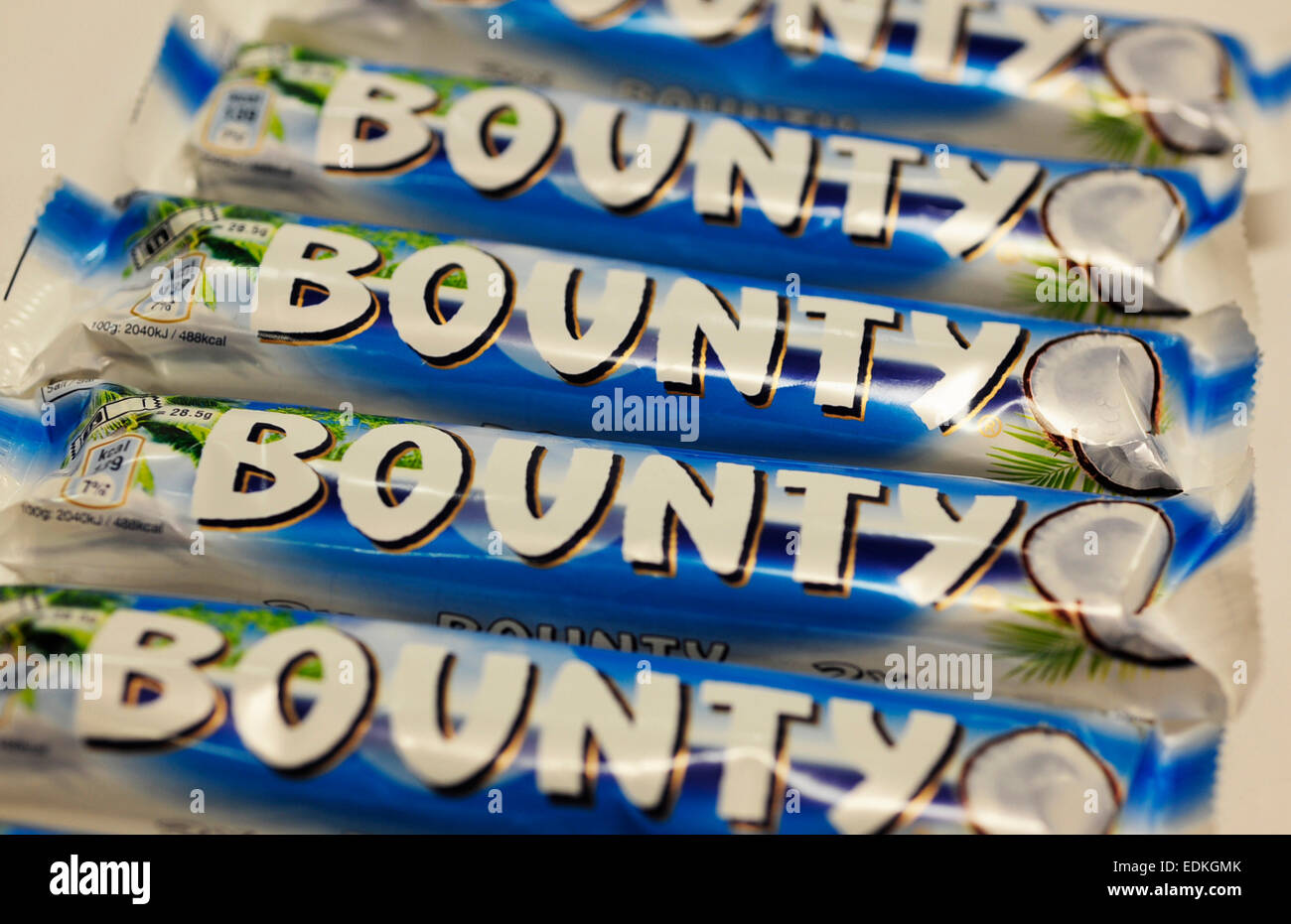 Bounty schokolade -Fotos und -Bildmaterial in hoher Auflösung – Alamy