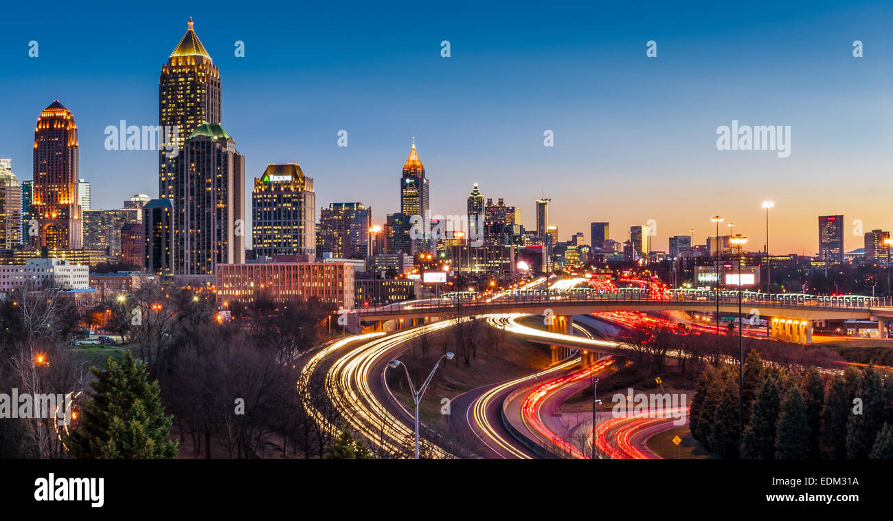 Skyline von Atlanta bei Sonnenuntergang. Georgia, USA. Stockfoto