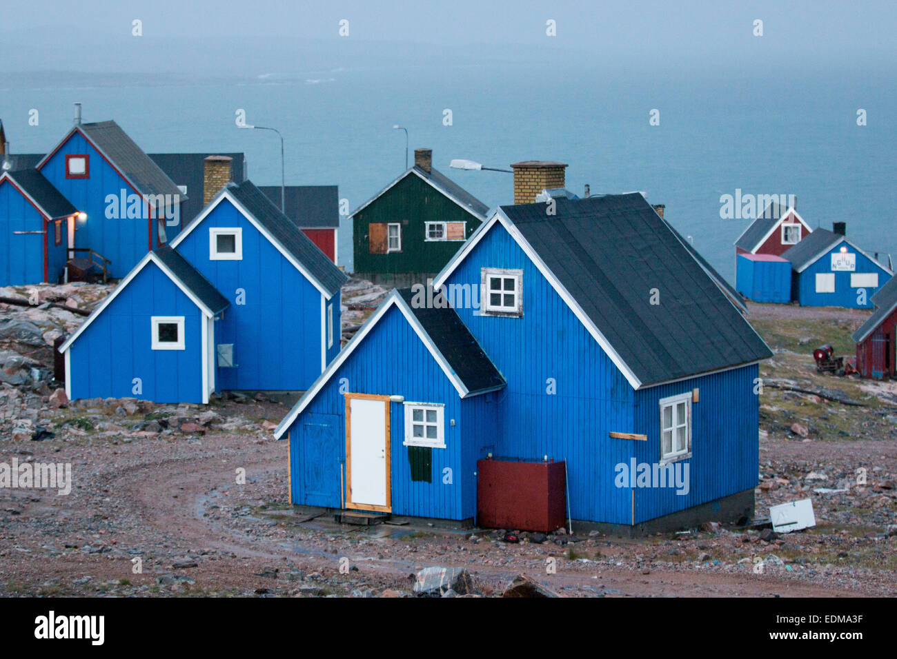 Häuser in Ittoqqortoormiit, Ostgrönland. Stockfoto