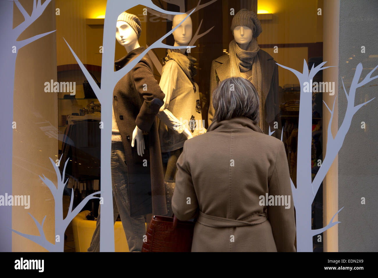 Der weltweit führende Luxus-speichert Linie der tony shopping Straße Kohlmarkt in Wien, Österreich. Stockfoto