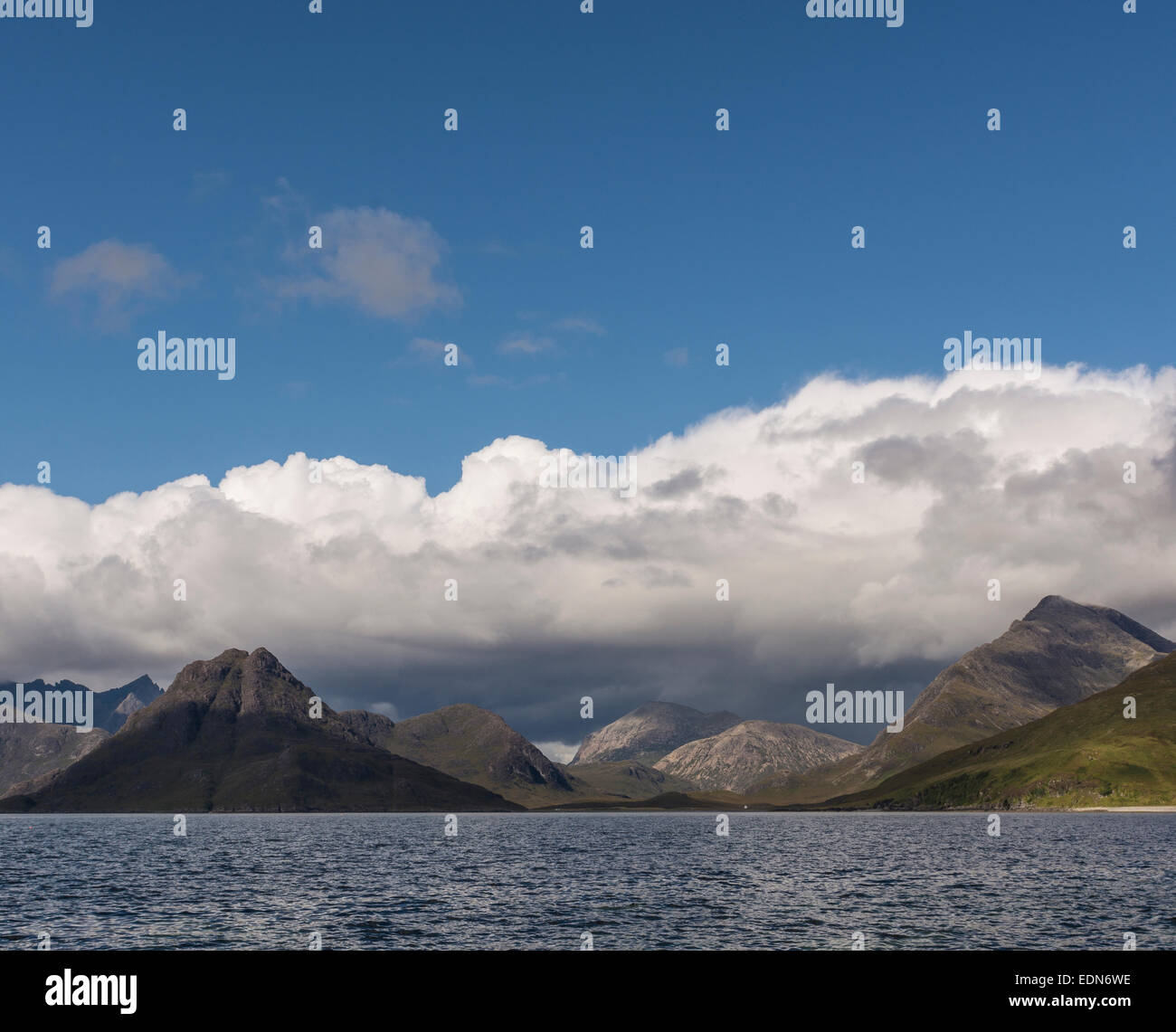 Blick vom Elgol auf Loch Scavaig und der Cullins Isle Of skye Stockfoto