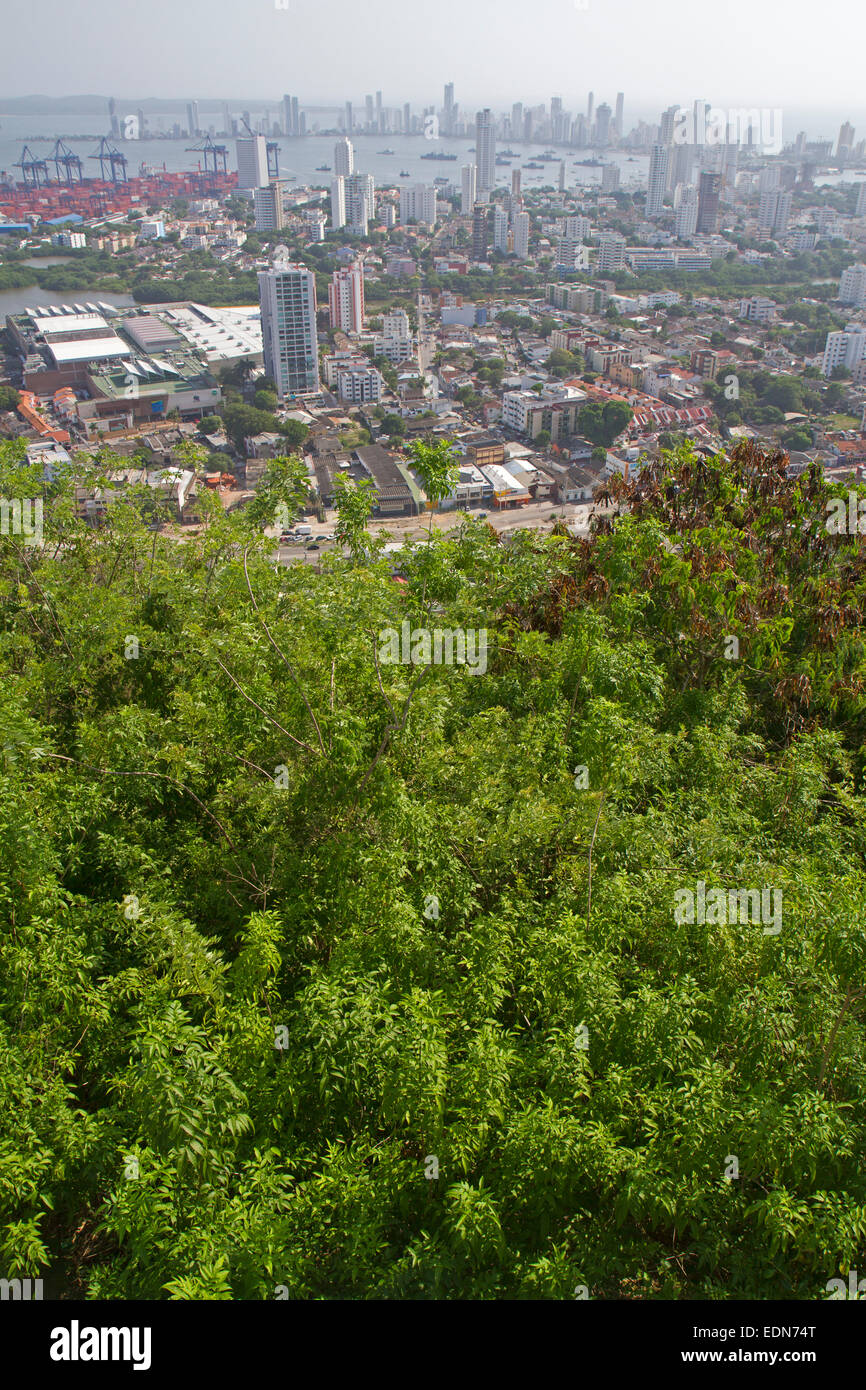 Blick über Cartagenas New City von Convento De La Popa, der höchste Punkt in der Stadt Stockfoto