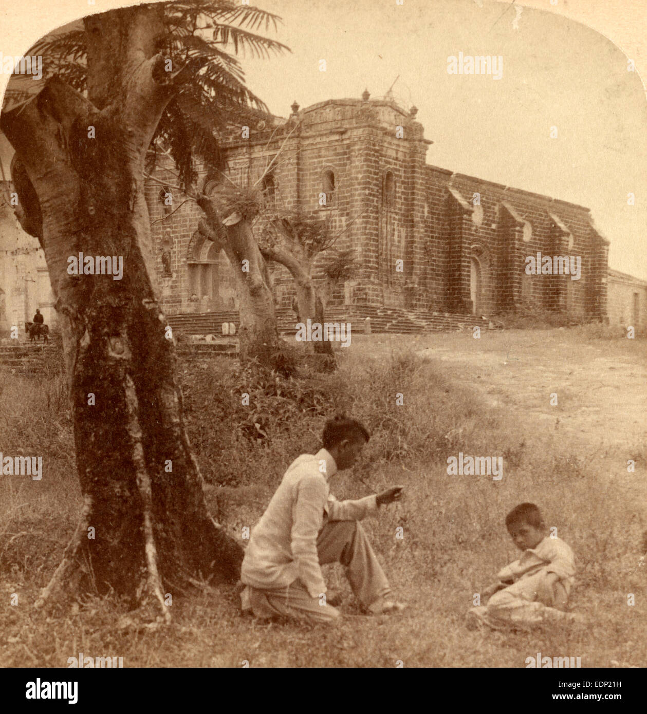 Kirche in Guadalupe zerstört durch einen Brand, Philippinen, 1899, Vintage-Fotografie Stockfoto