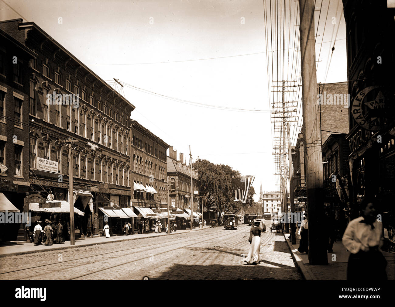 Congress Street in Richtung Monument Square, Portland, Me, Straßen, gewerbliche Einrichtungen, Vereinigte Staaten, Maine, Portland, 1904 Stockfoto