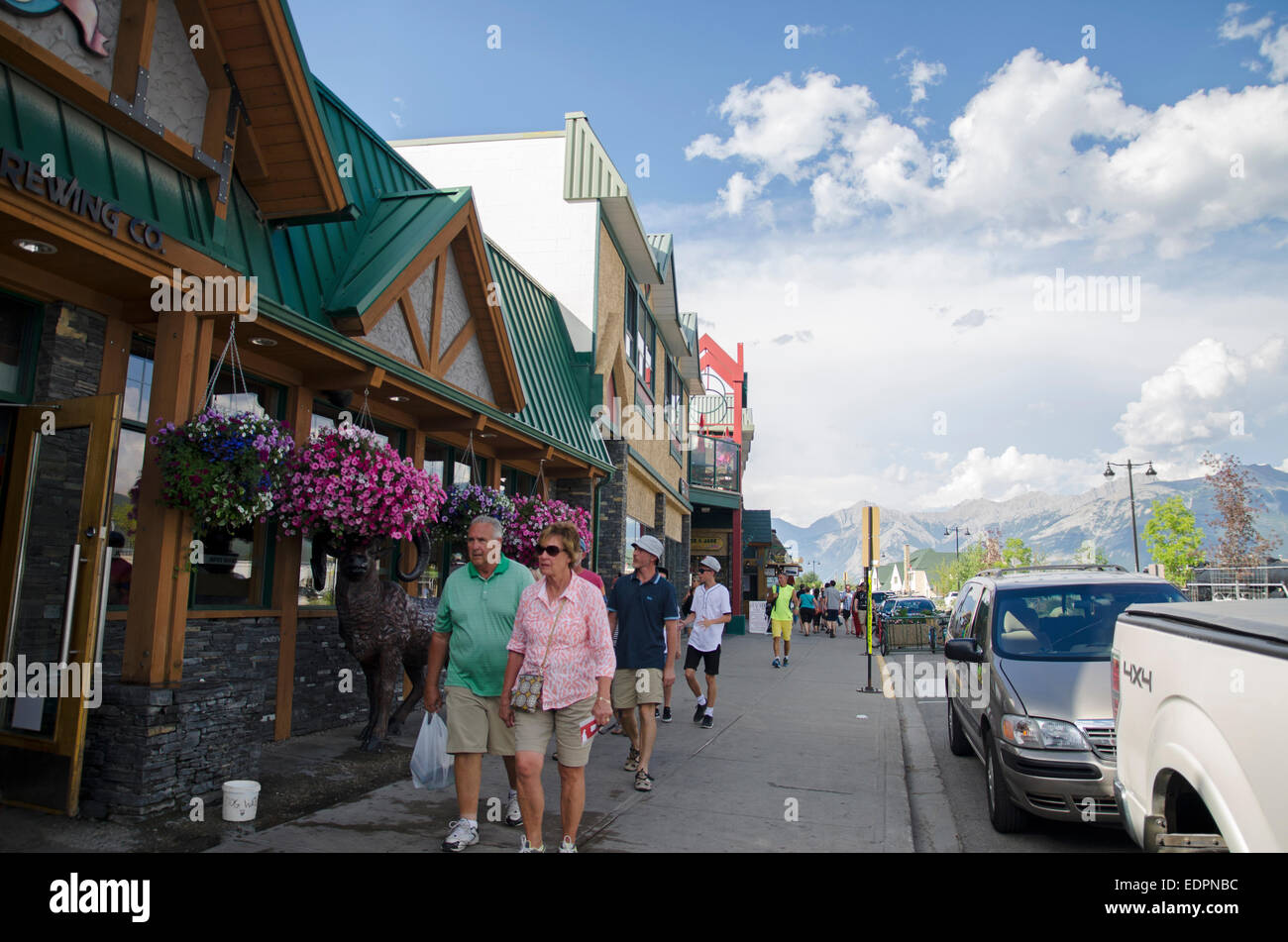 Canada alberta jasper shops Fotos und Bildmaterial in hoher Auflösung Alamy