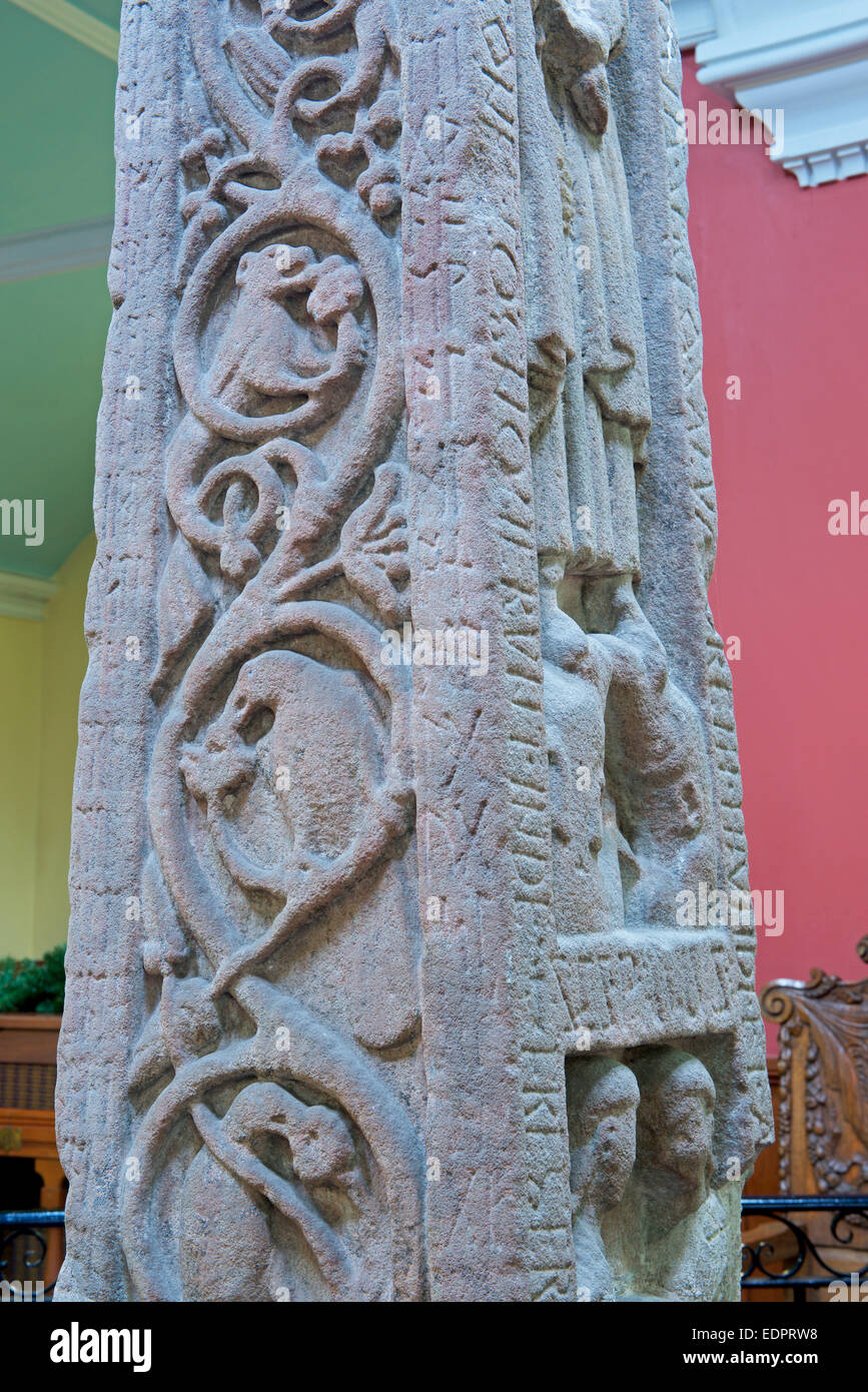 Detail des Ruthwell Cross, Anglo-Saxon, in Ruthwell Kirk, Dumfries & Galloway, Schottland Großbritannien Stockfoto