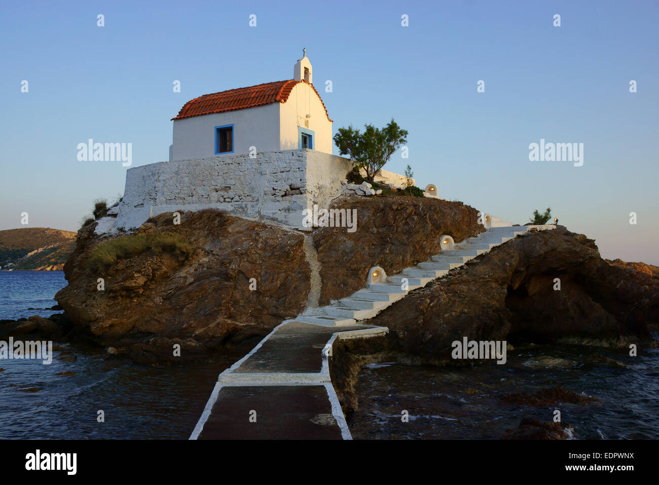 Griechische orthodoxe Kapelle Agios Isidoros, Insel Leros, Griechenland Stockfoto