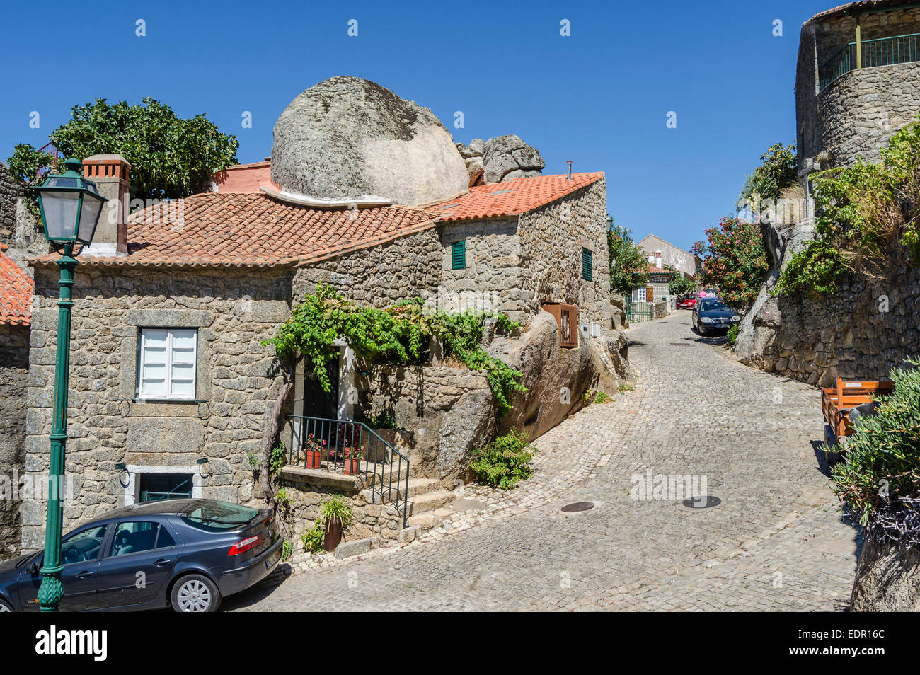 Steindorf, Monsanto, Portugal Stockfoto