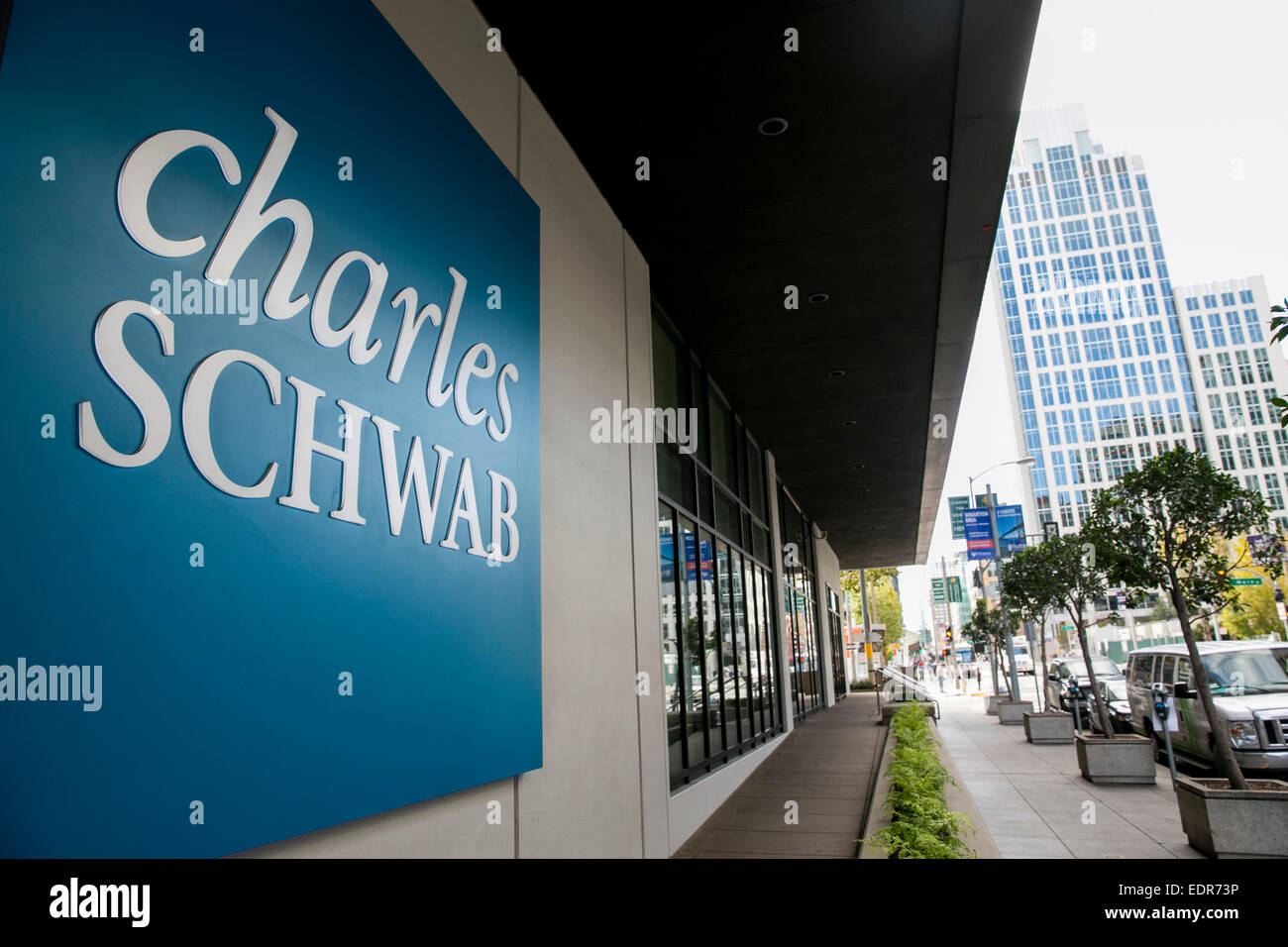 Der Hauptsitz der Charles Schwab Corporation in der Innenstadt von San Francisco, Kalifornien. Stockfoto