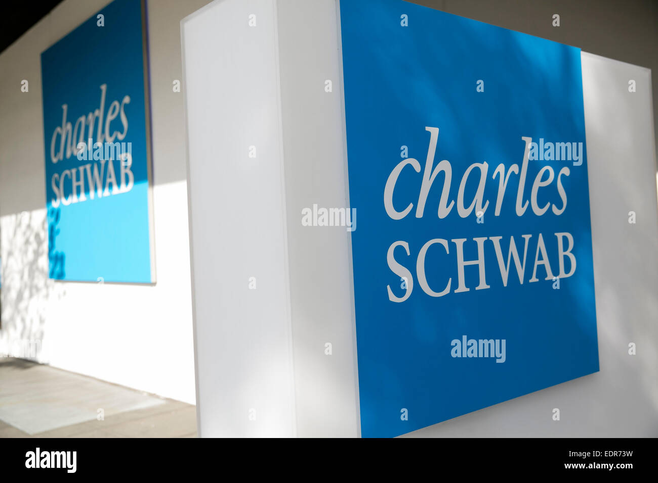 Der Hauptsitz der Charles Schwab Corporation in der Innenstadt von San Francisco, Kalifornien. Stockfoto